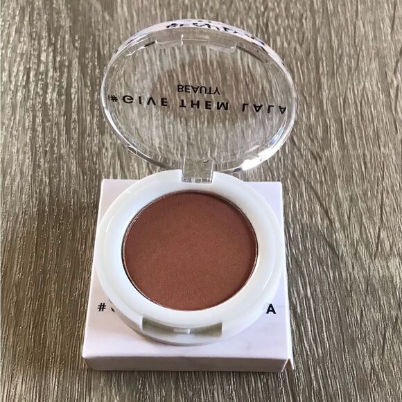 NEW … GIVE THEM LALA Mini Bronzer In Ibiza - Picture 5 of 8